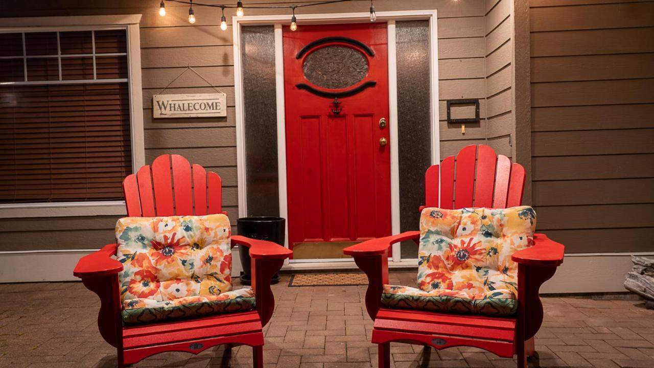 Wild Pacific Guest Suites ユクルーレット エクステリア 写真